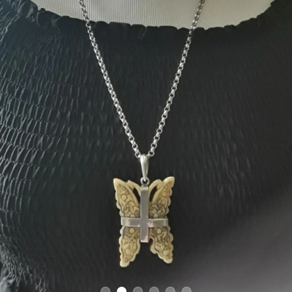 Vtg Sterling Butterfly Necklace - Picture 6 of 6